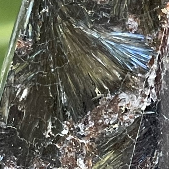 Large Russian Astrophyllite gemstone towers - Picture 3 of 8